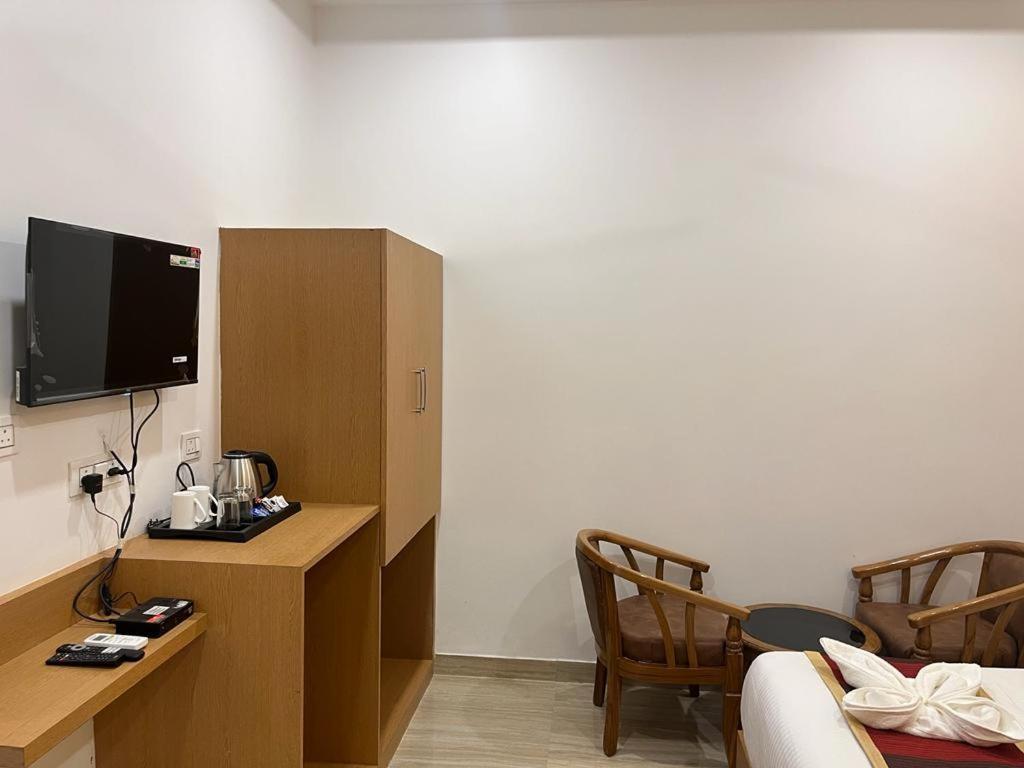 Royal Casa Hotel 3*
