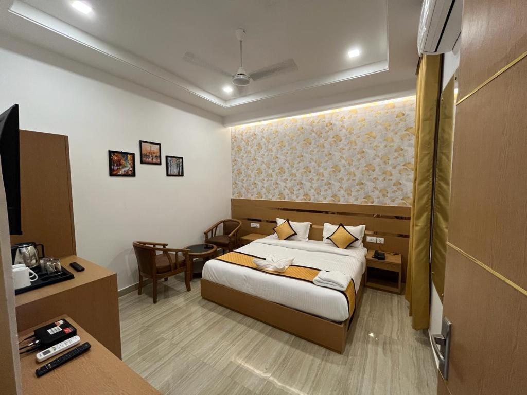 Royal Casa Hotel 3*
