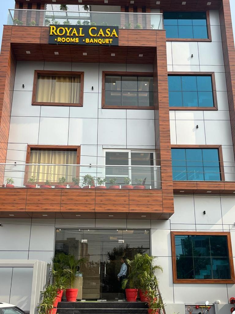 Hotel Royal Casa Lucknow